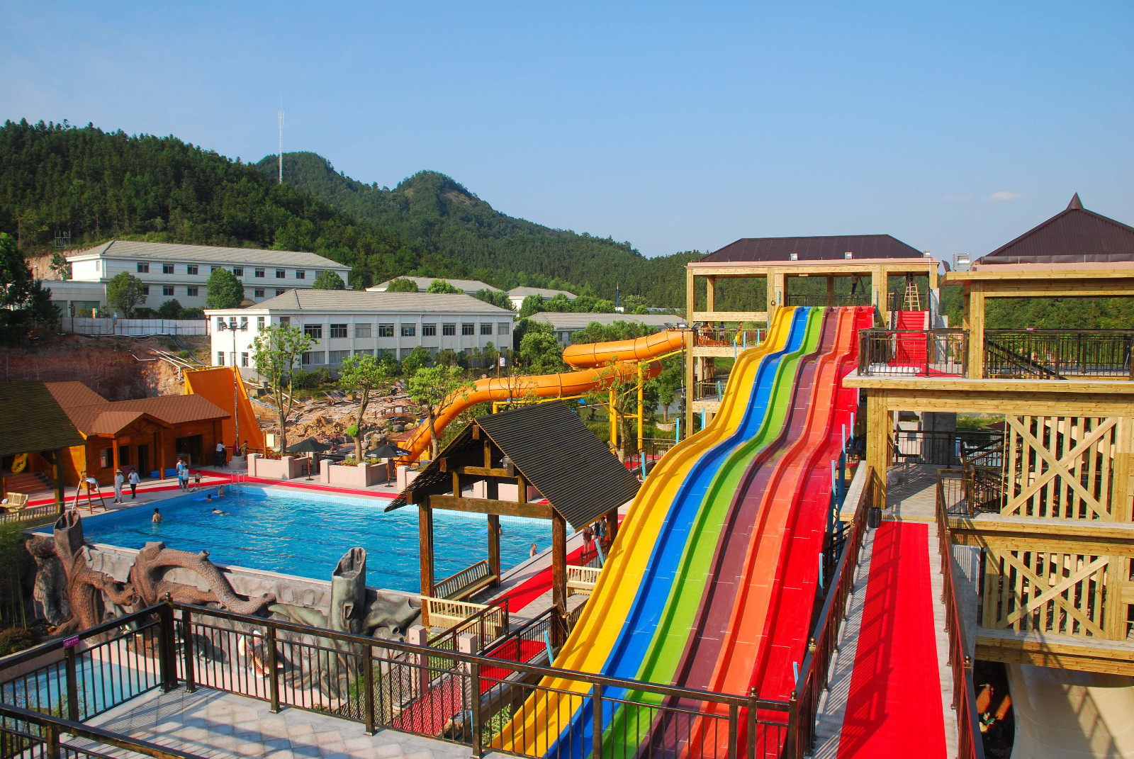 水上滑梯 水上滑梯