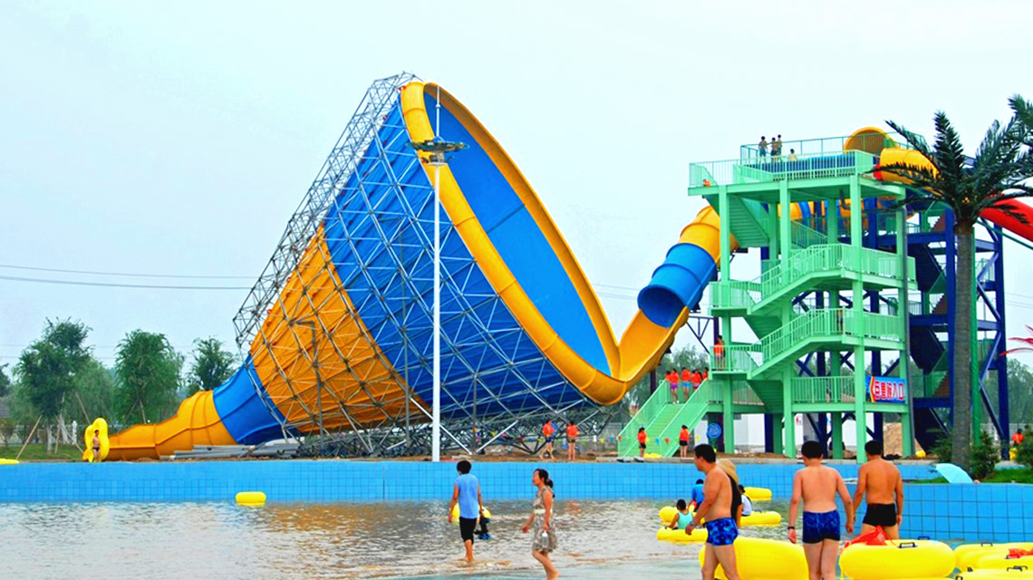 室內恒溫水上樂園投資多少錢？